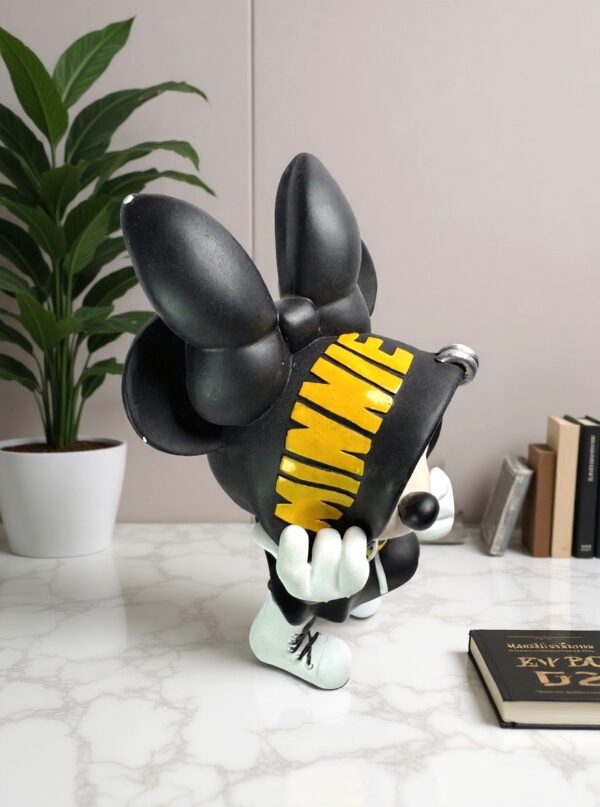 minnie-mouse-showpiece